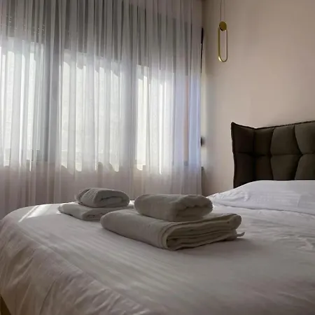 Apartment Central Studio Tirana